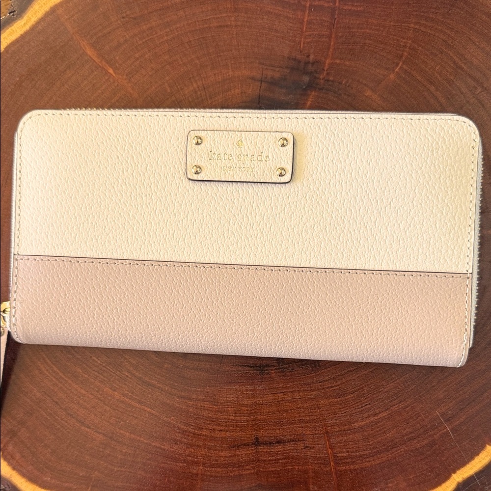 Kate Spade Zip around Large Wallet